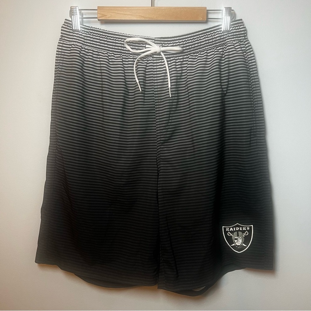 Las Vegas RAIDERS Swim Trunks Mens XL (waist 30”) G-III NFL Black Striped Ombré